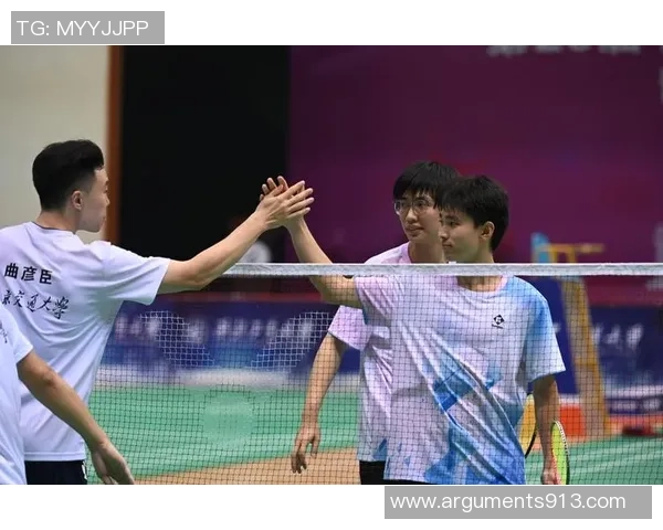 李强独家分享羽毛球技巧与心得体会助你提升竞技水平